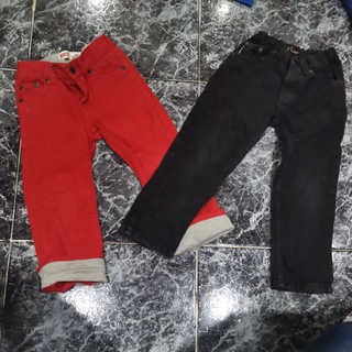 Pantalones de niño de mezclilla talla 3-4 años.