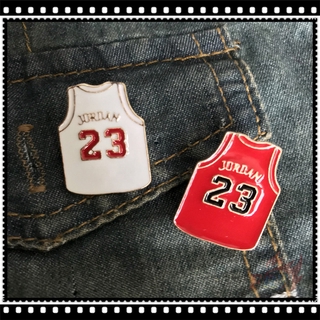 Jordan No. 23 camisas - broches deportivos de la NBA 1Pc moda Doodle esmalte pines mochila botón insignia broche