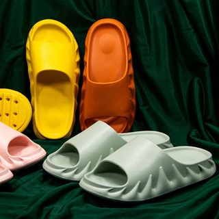 Zapatillas antideslizantes suaves de 4 cm con suela gruesa para sandalias de hogar / baño