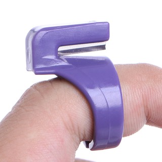 3 piezas de dedo dedal Protector de anillo de plástico de costura hecha a mano herramienta de manualidades 3 colores (3)